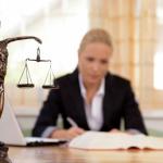 Five Signs You Need to Hire an Attorney